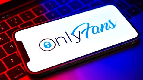 pornografia onlyfans|OnlyFans, App Famous for Racy Content, Will Ban Pornography .